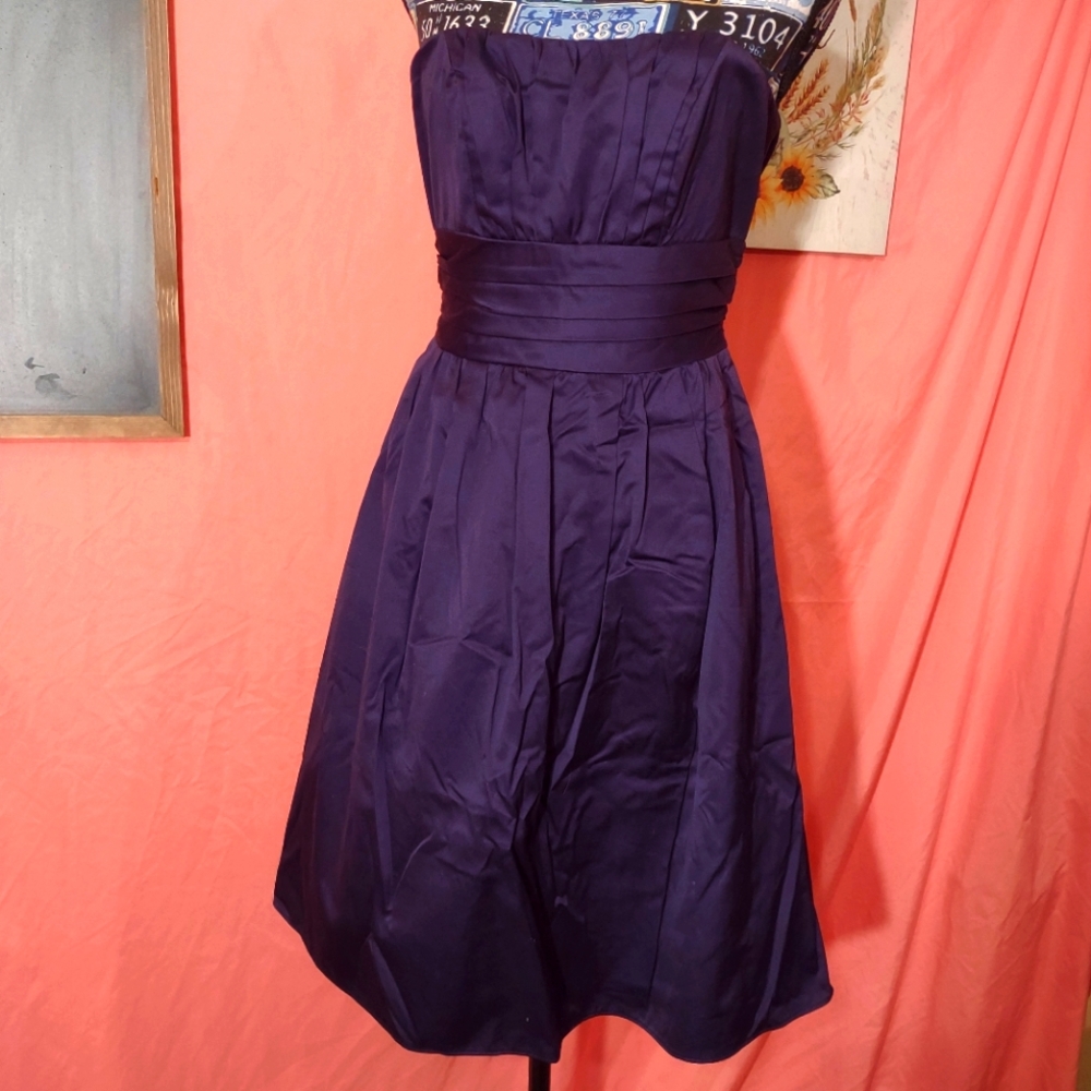 David's Bridal Purple Strapless Prom Dress